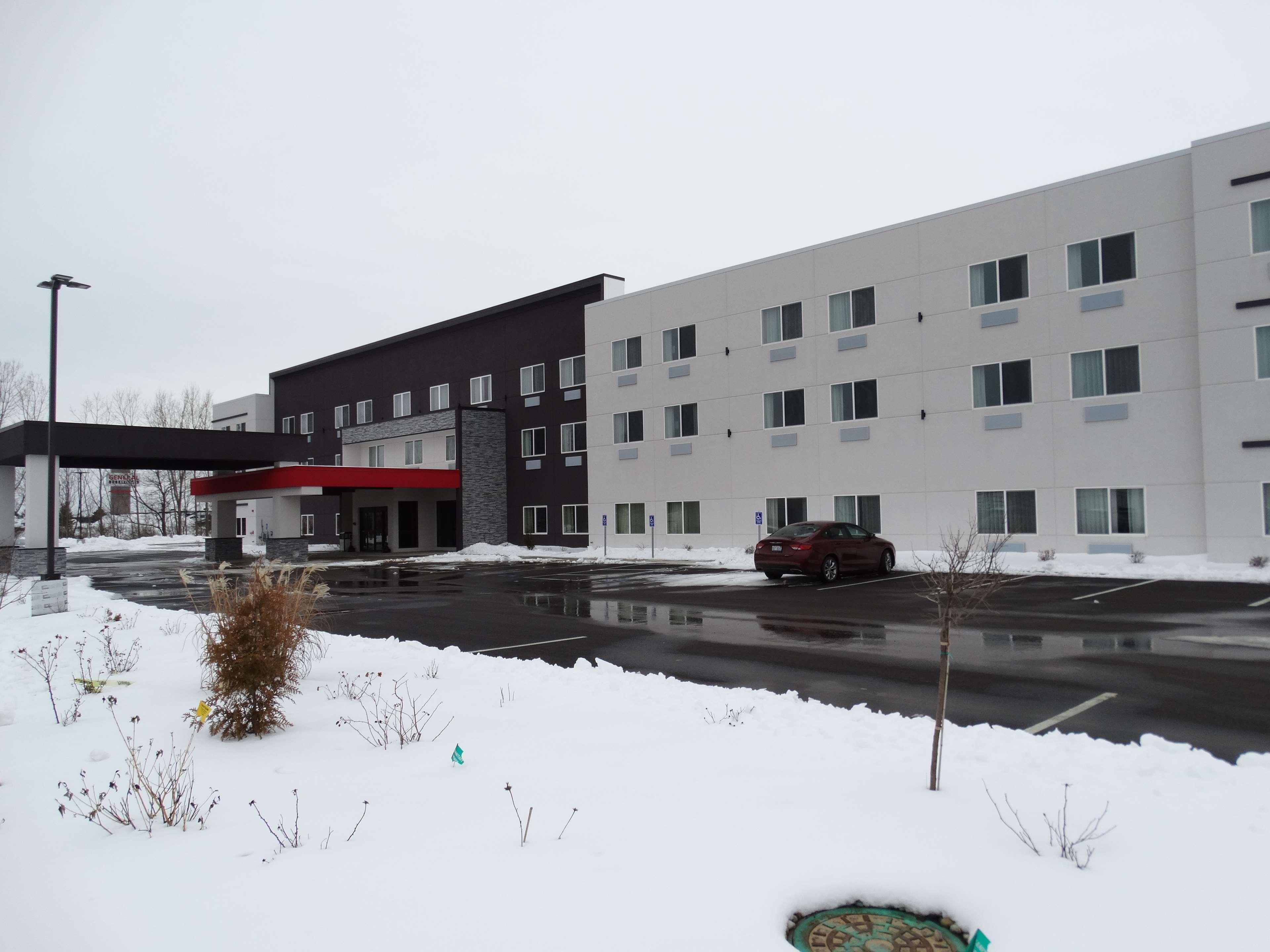 Best Western Plus Wayland Hotel Shelbyville Esterno foto